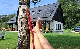 Chwila Moment - dom w okolicy Czarnej Góry, nad rzeką
